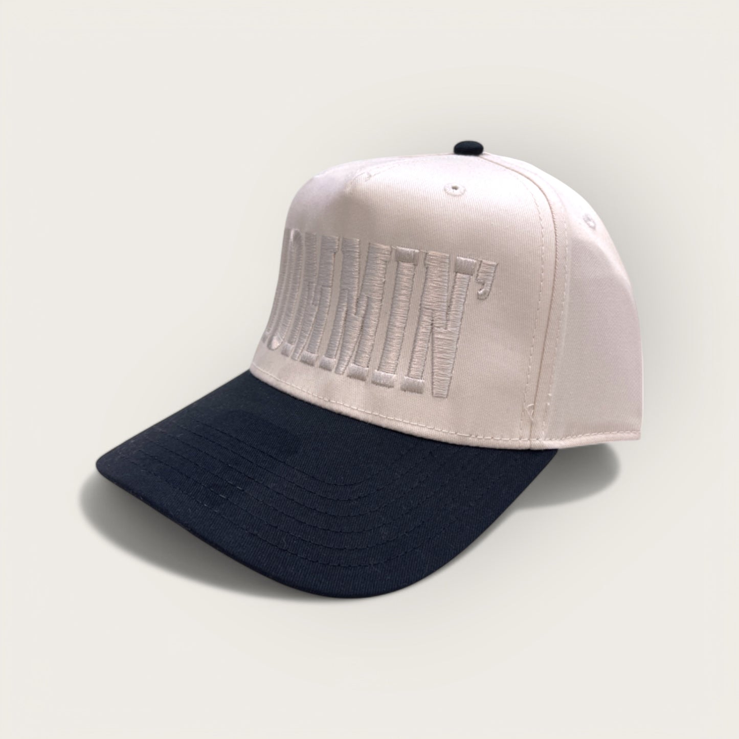 Mommin' Classic Trucker Hat | Black/Tan