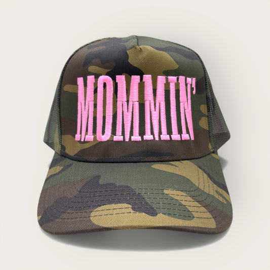 Mommin' Classic Trucker Hat | Camo/Pink