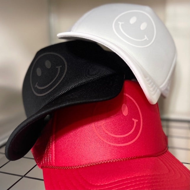 Happy Face Monochrome Trucker Hat | White